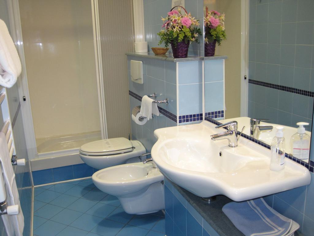 קרמניולה Hotel Italia חדר תמונה